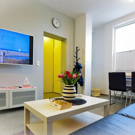 Апартаменты Strandhochhaus Seg2 *